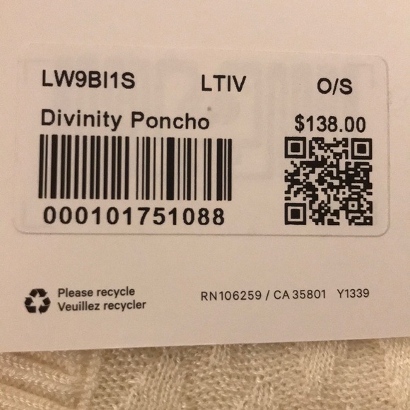 Lululemon Divinity Poncho - Picture 8 of 8